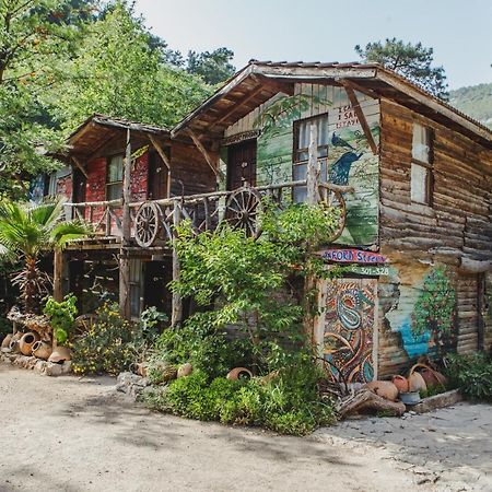 奥林巴斯 卡迪尔树顶屋旅馆旅舍 外观 照片