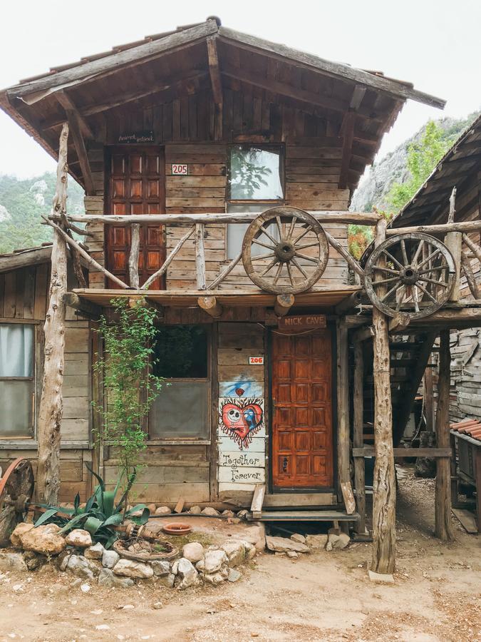 奥林巴斯 卡迪尔树顶屋旅馆旅舍 外观 照片