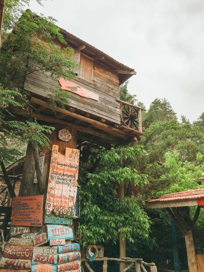 奥林巴斯 卡迪尔树顶屋旅馆旅舍 外观 照片